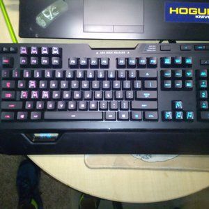 Gaming keyboard  Logitech Orion Spectrum G910-& Hyper X mouse & mouse lcd holder